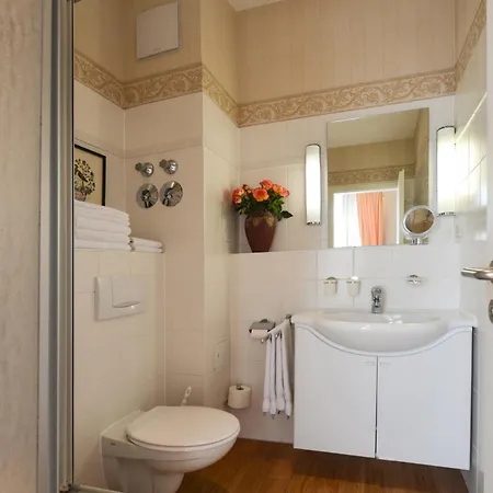 アパート Wolke 7 *